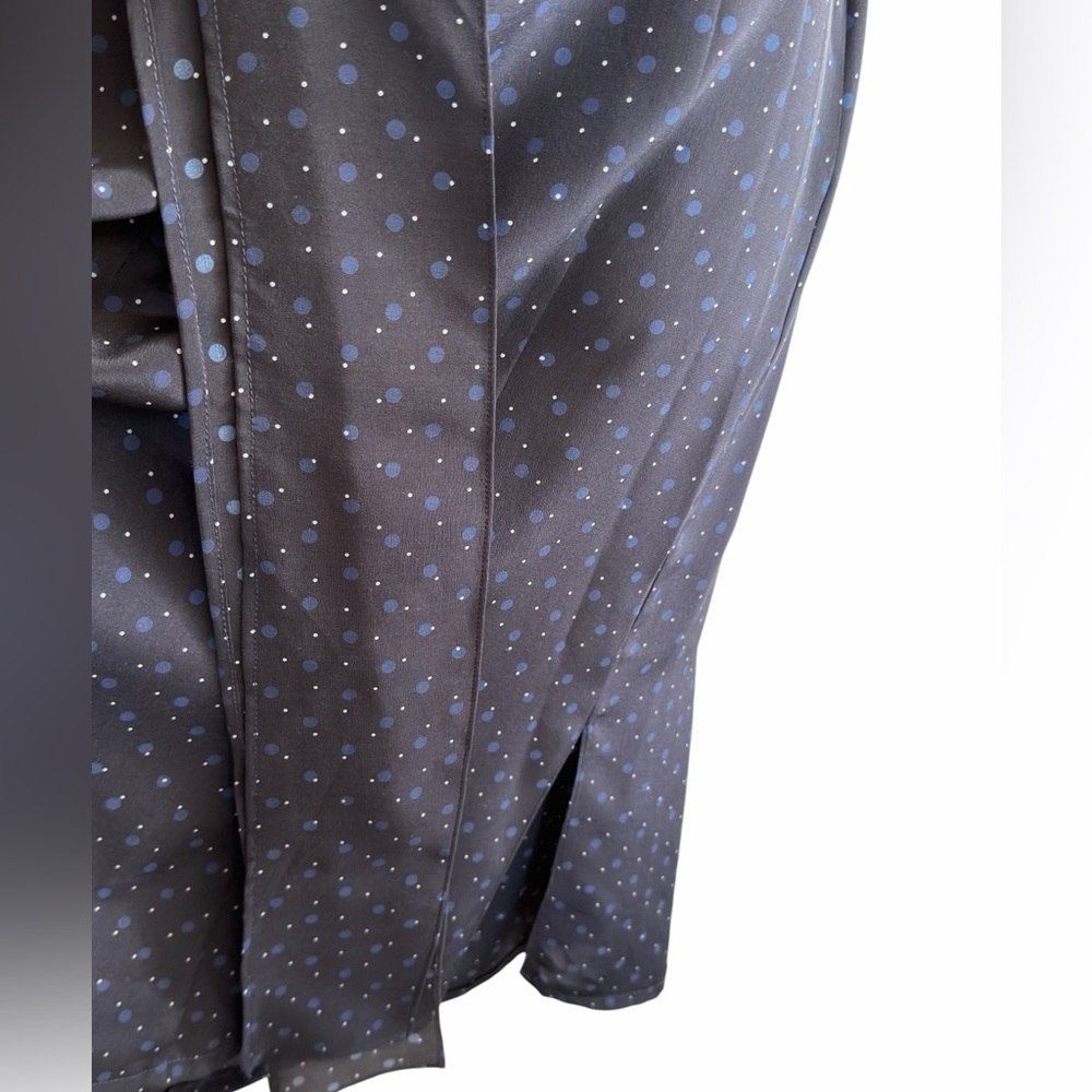 Vince Blue Silk Polka Dot Midi Dress M Sleeveless V Neck Casual Cocktail Pockets - Picture 10 of 16